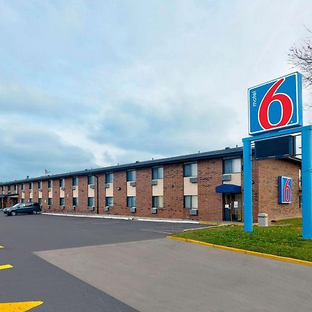 Motel 6-Oak Creek, Wi Exterior foto